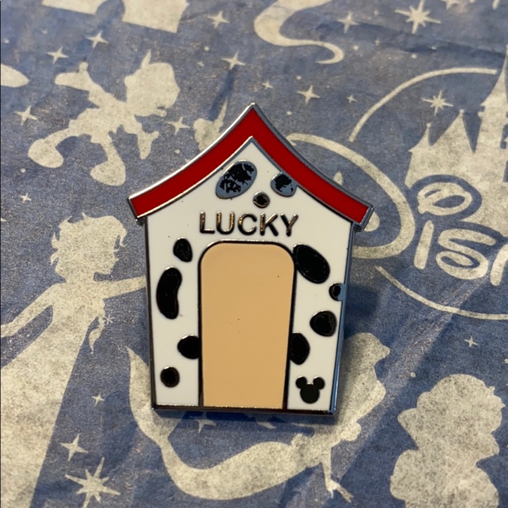 Disney 101 Dalmatians Lucky Dog House Pin